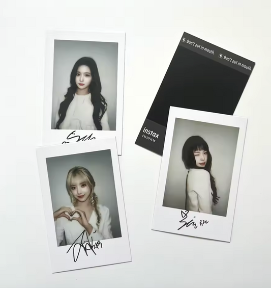 Instax NMIXX